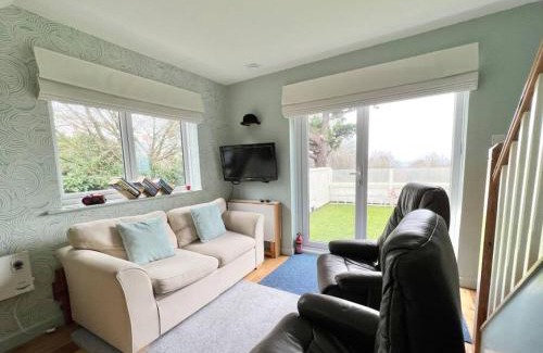 Stoke Fleming House | Little Oasis with Sea Views