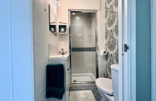 Stoke Fleming House | Little Oasis with Sea Views