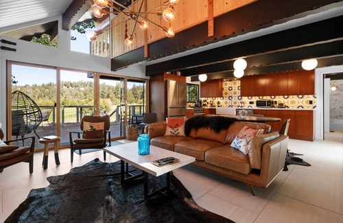 Big Bear Lake Ski Chalet | Little Pine Chalet