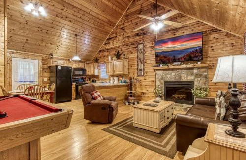 Sevierville House | Little Slice of Heaven -1BR 1BA Close to Town and Resort Amenities cabin