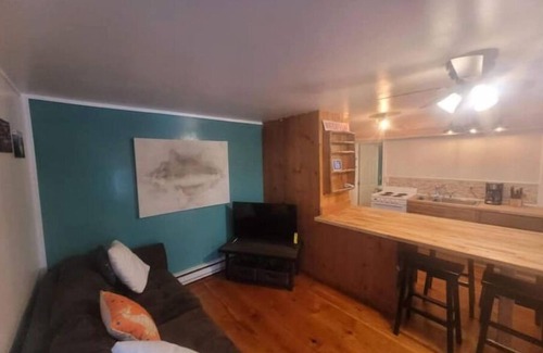 Bucksport House | Little Slice of River Paradise on The Narramissic River