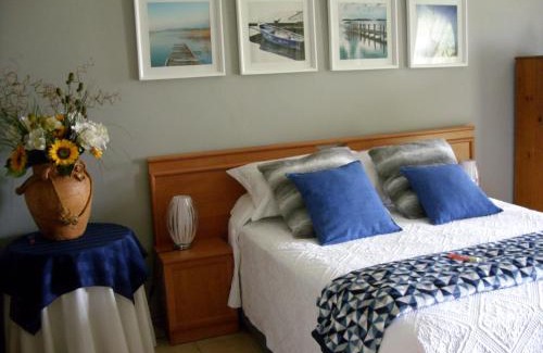 Wingate Park Bed & Breakfast | Little Umhlanga. Sunflower suite.