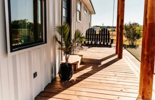 Canton Cottage | Little White Cottage 2