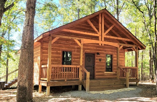 Board Camp Cabin | Little Wolf Cabins/The Blue Spruce Cabin close to WPG West Trailhead