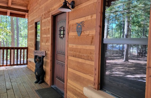Board Camp Cabin | Little Wolf Cabins/The Blue Spruce Cabin close to WPG West Trailhead