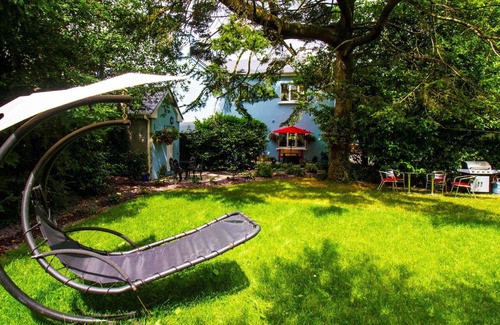 Farranfore Apartment | Live In a Traditional Irish Pub
