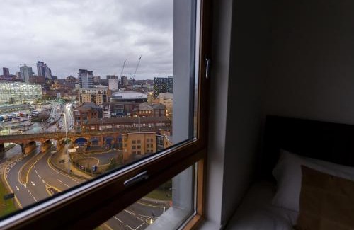 Leeds Apartment | Live in Leeds Sky Penthouse