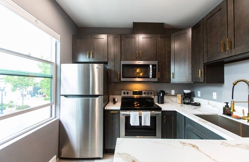 University Heights Apartment | Live Like a Local - Walk to Dining, Shops & Park
