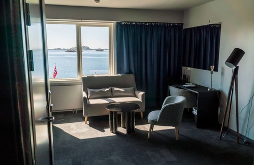 Stamsund Hotel | Live Lofoten Hotel