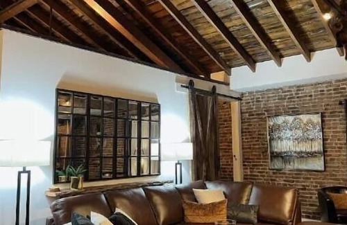 Madison Apartment | Livery Loft: our other BEST downtown location! Award winning! Come see why.