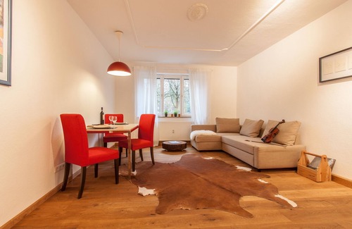 Wuerzburg Apartment | Living at the Ringpark - modern apartment on the banks of the Main with a view of the fortress/Käppele