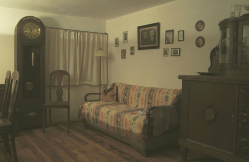 Schernfeld House | Living in the listed house like grandma without having to compromise on comfort
