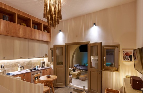 Vothon Villa | Living Moments Villa Amersa
