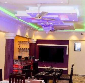 Kumasi Hotel | Lizab Lodge