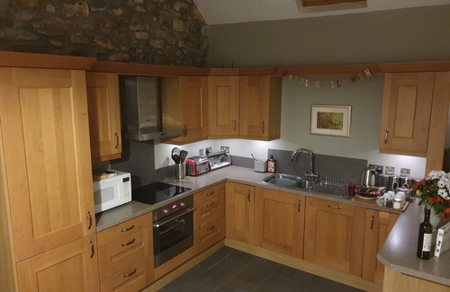 Pwllheli Cottage | Llynholidays Cae Garw Barn near Abersoch