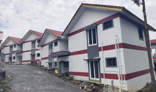 Yercaud Hotel | LMS Richmount Natural Resort & Spa