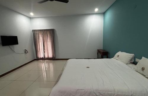 Yercaud Hotel | LMS Richmount Natural Resort & Spa