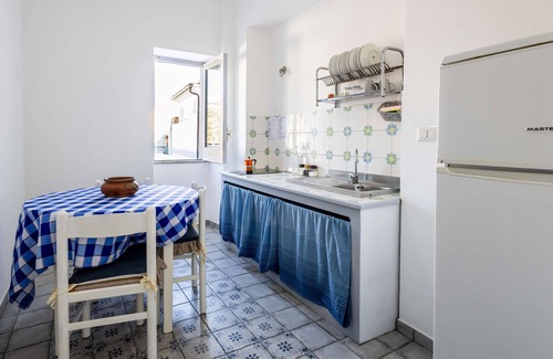 Lipari Historic Centre Condo | LO NARDO ACCOMMODATION
