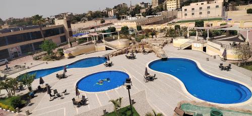 Cairo Hotel | Loaloat Nile Corniche El maadi