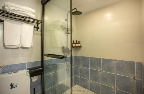 Chikan District Apartment | Locals Apartment Place 25