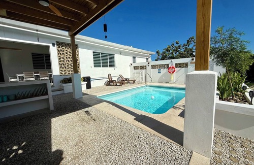 Florida House | Located close to Isabel Segunda Vieques, downtown 4 bedrooms with pool.