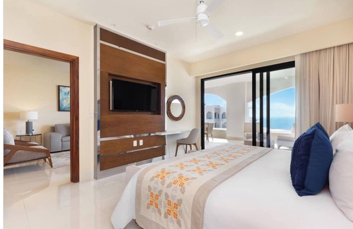 El Zacatal Resort | Located in the corridor between cabo and San Jose