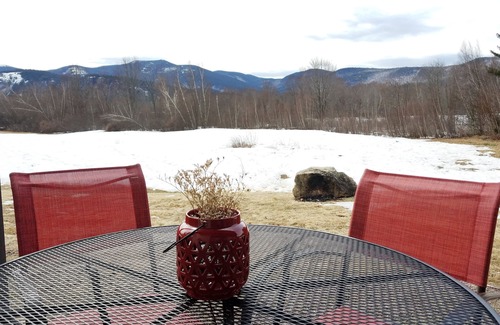 Bartlett House | LOCATION, COMFORT & VIEWS IN THE WHITE MOUNTAINS!