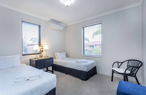 South Perth Apartment | Location is everything with this South Perth townhouse. Free WIFI and parking.