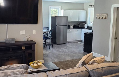 Cedarburg Apartment | Location, Location in cedarburg