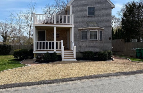 East Chop House | Location, Location, Location- Updated East Chop Year Round Home