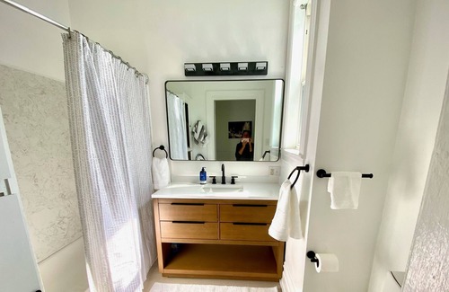 South of Market Apartment | Location, Location in heart of S.F., spacious comfort