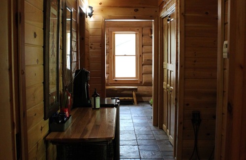 Thompsonville House | Location! Location! Location! Lodge home sleeps up to 16, walking distance to CM