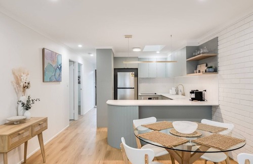 East Toowoomba Apartment | Location Meets Elegance - The Perfect Stay!
