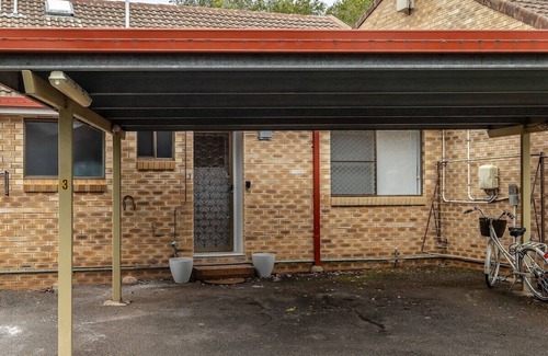 East Toowoomba Apartment | Location Meets Elegance - The Perfect Stay!