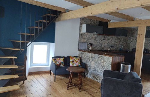 Murol House | Location Murol