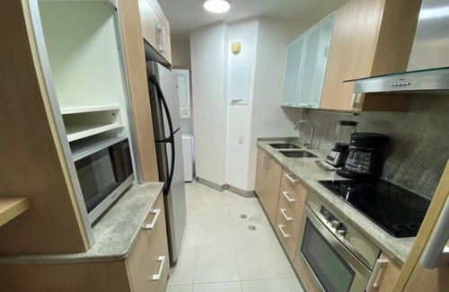 Chacao Apartment | Location & Style, Spacious Apartment in El Rosal, CCS