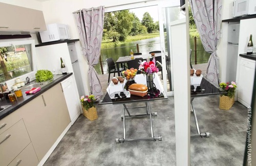 Beauchamps House | LocationGod, Field of Campaign - Cabin on the water with Nordic bath 2 rooms 4 people