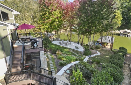 Troutman House | Lockhard Hideaway