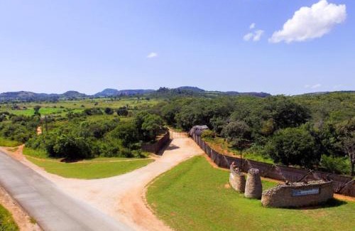 Masvingo Cabin | Lodge At The Ancient City