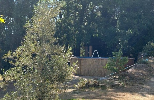 Flayosc Apartment | Lodge de Matourne, on a wine-growing estate in the heart of nature