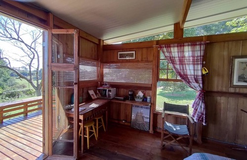 Ibiuna House | Lodge em Ibiúna Próximo à Estrada do Vinho