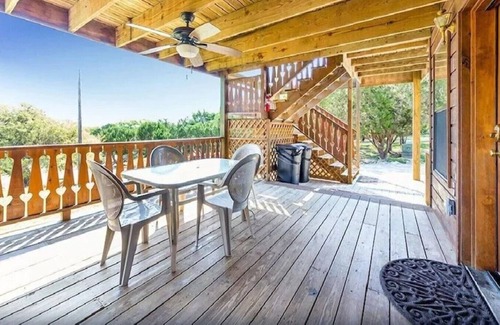 Canyon Lake Cabin | Lodge Suite Downstairs W/ Deck - 106