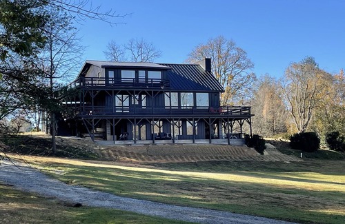 Penrose House | Lodging in Style