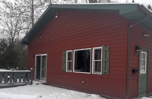 Hayward House | Lodging near downtown Hayward