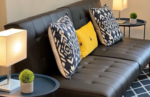 Strathcona Apartment | Loft Apartment #1 in Hamilton, Sleeps 4