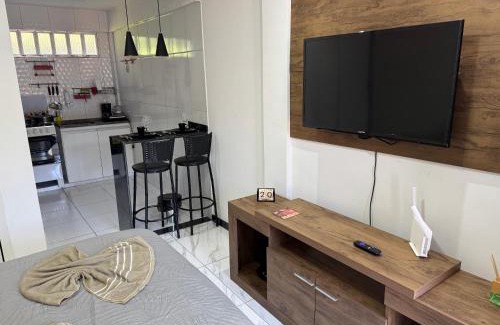 Duques Apartment | Loft em condomínio próximo à entrada da cidade