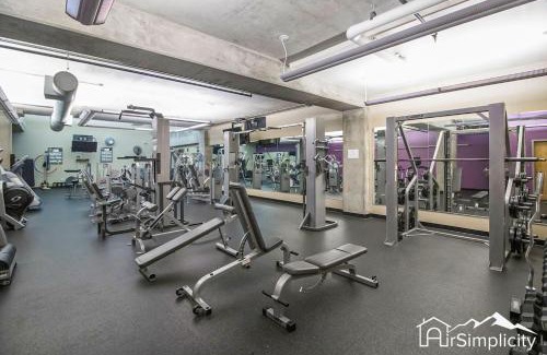 LoDo House | Loft Near Union Station W Gym & Patio
