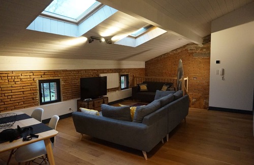 Beauzelle Apartment | Loft-style apartment - 80m2, quiet, close to Airbus and MEETT