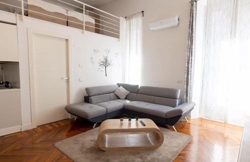 Downtown Apartment | Loft2 via morosini centro Varese - Ixihome