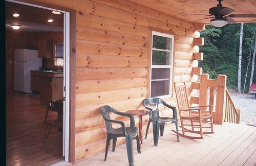 Whittier Cabin | Log Cabin Rental w/Hot Tub, Views near Harrahs Casino, Cherokee & Bryson City NC